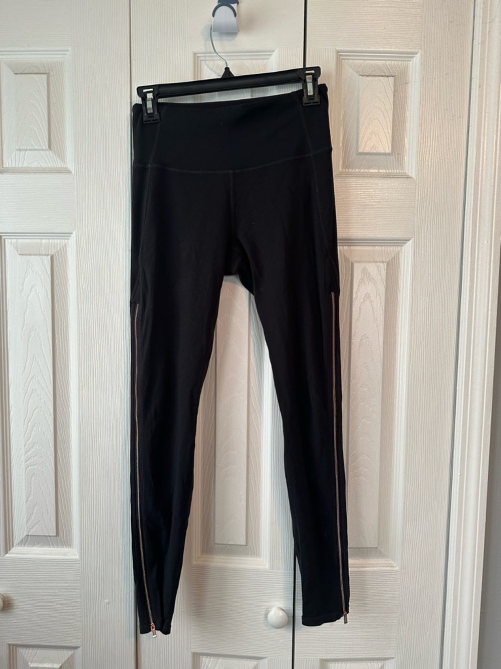Athleta Black High-Rise Zippered Leggings